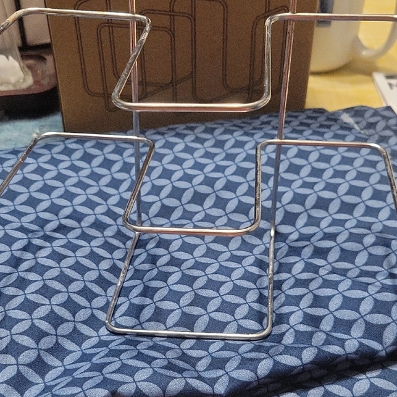 Ninja Metal Roasting Rack Insert, For Ribs And Chicken. - Picture 2 of 4